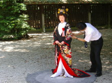 bride in kimono